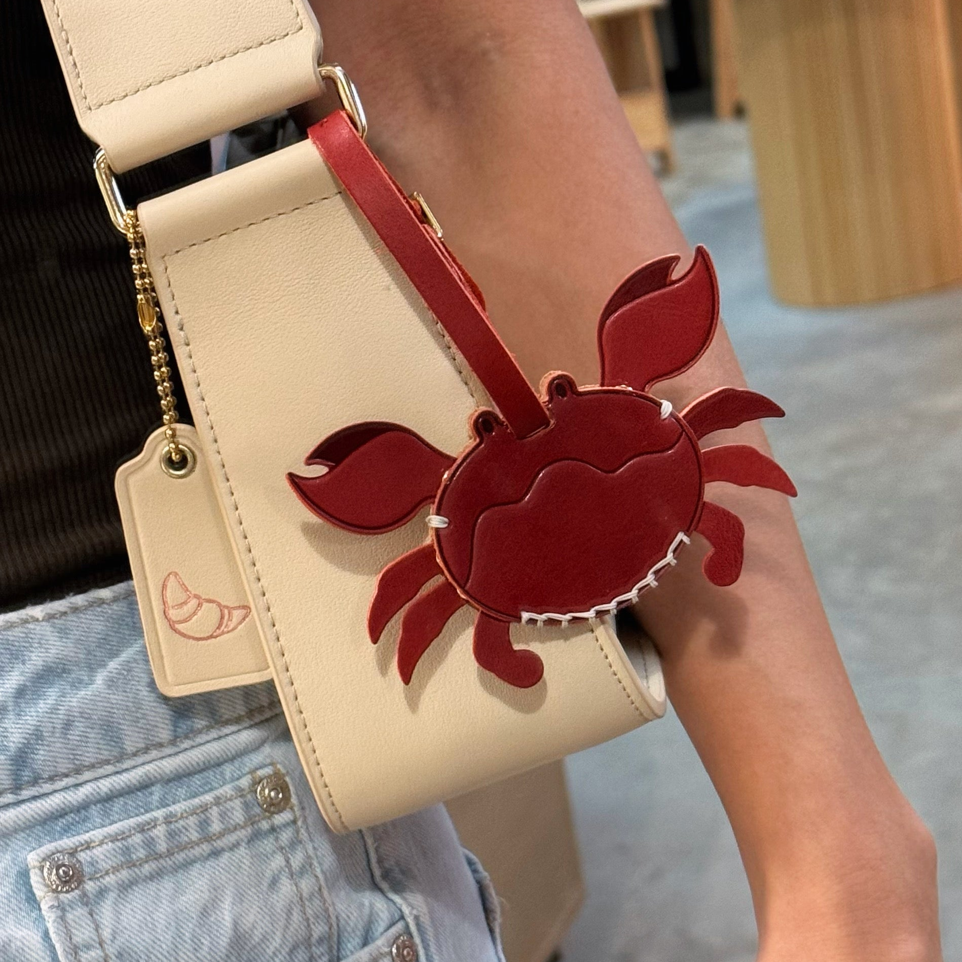 Xie Xie Workshop – Crab Air Tag Holder (27th June at New Bahru) - Crafune
