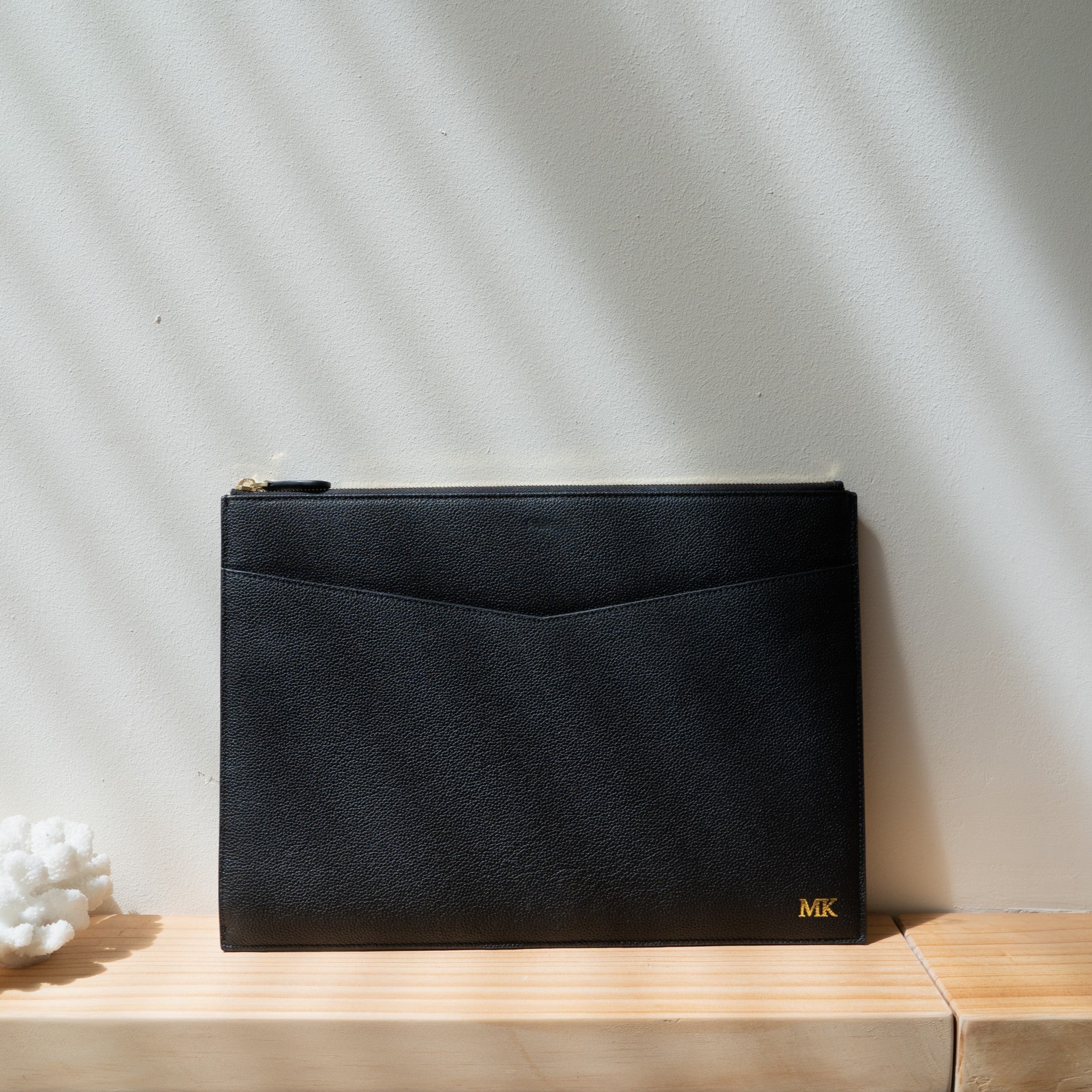 Aegis Clutch - Pitch Black - Crafune