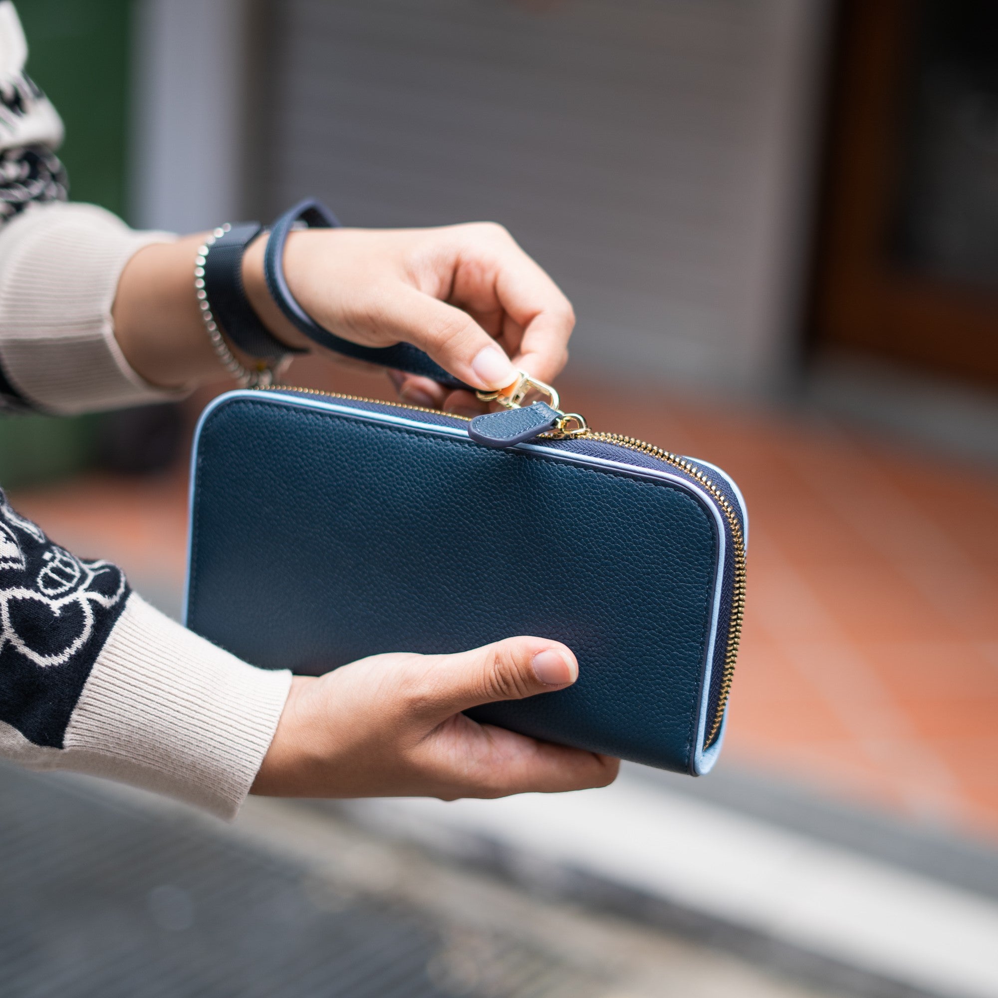 Alva Long Wallet - Baby Pink - Crafune