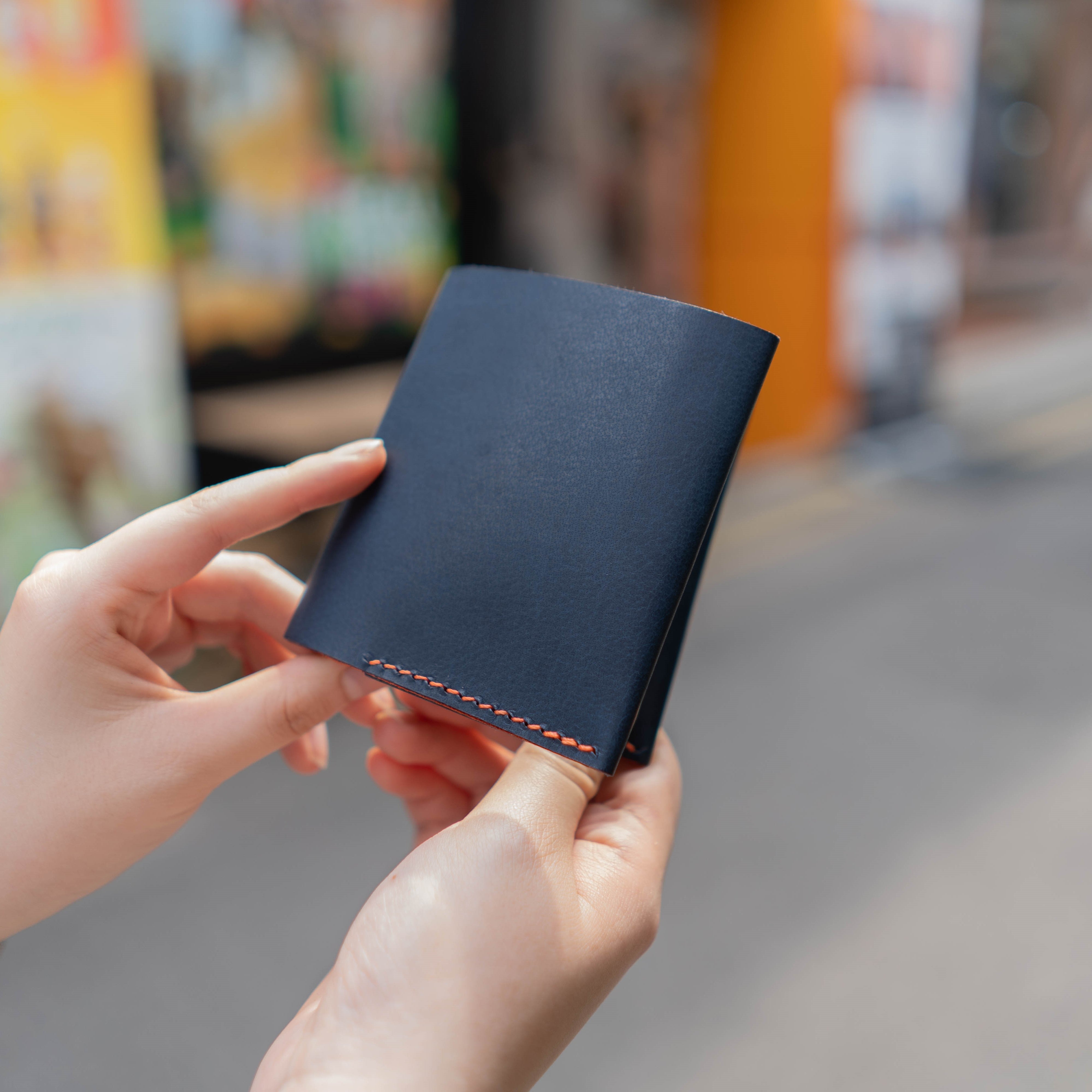 Basic Bi-fold Wallet - New Bahru - Crafune
