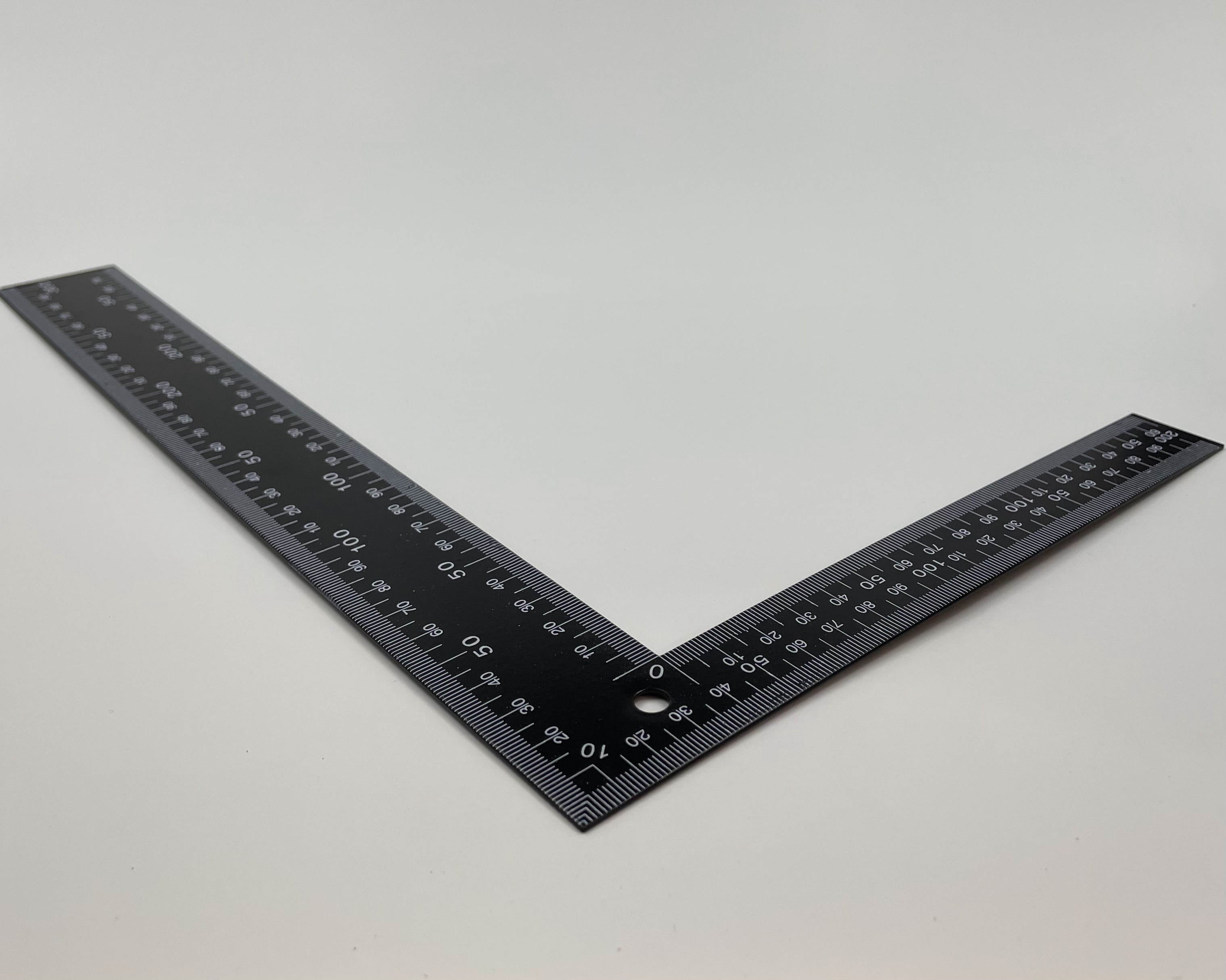 L-shaped Ruler - Crafune