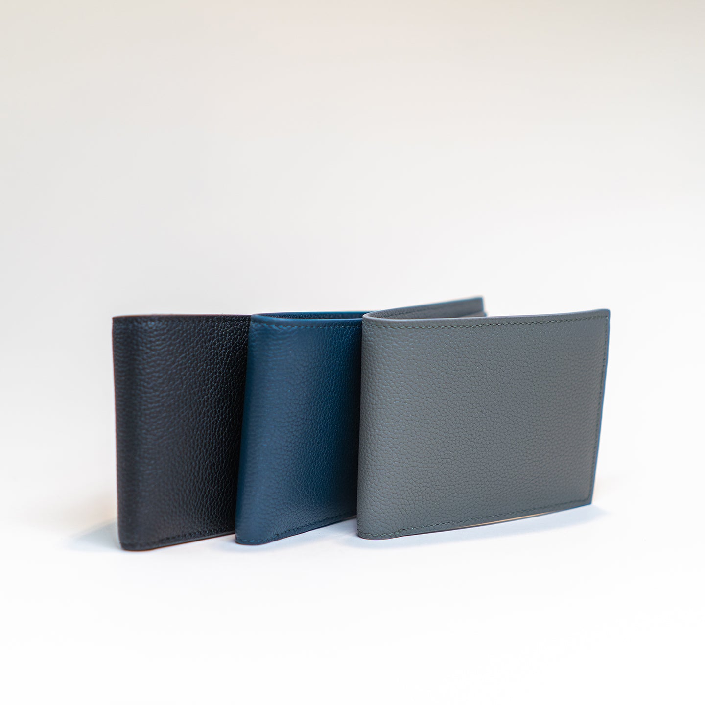 Fortis Bi-Fold Wallet - Pitch Black - Crafune