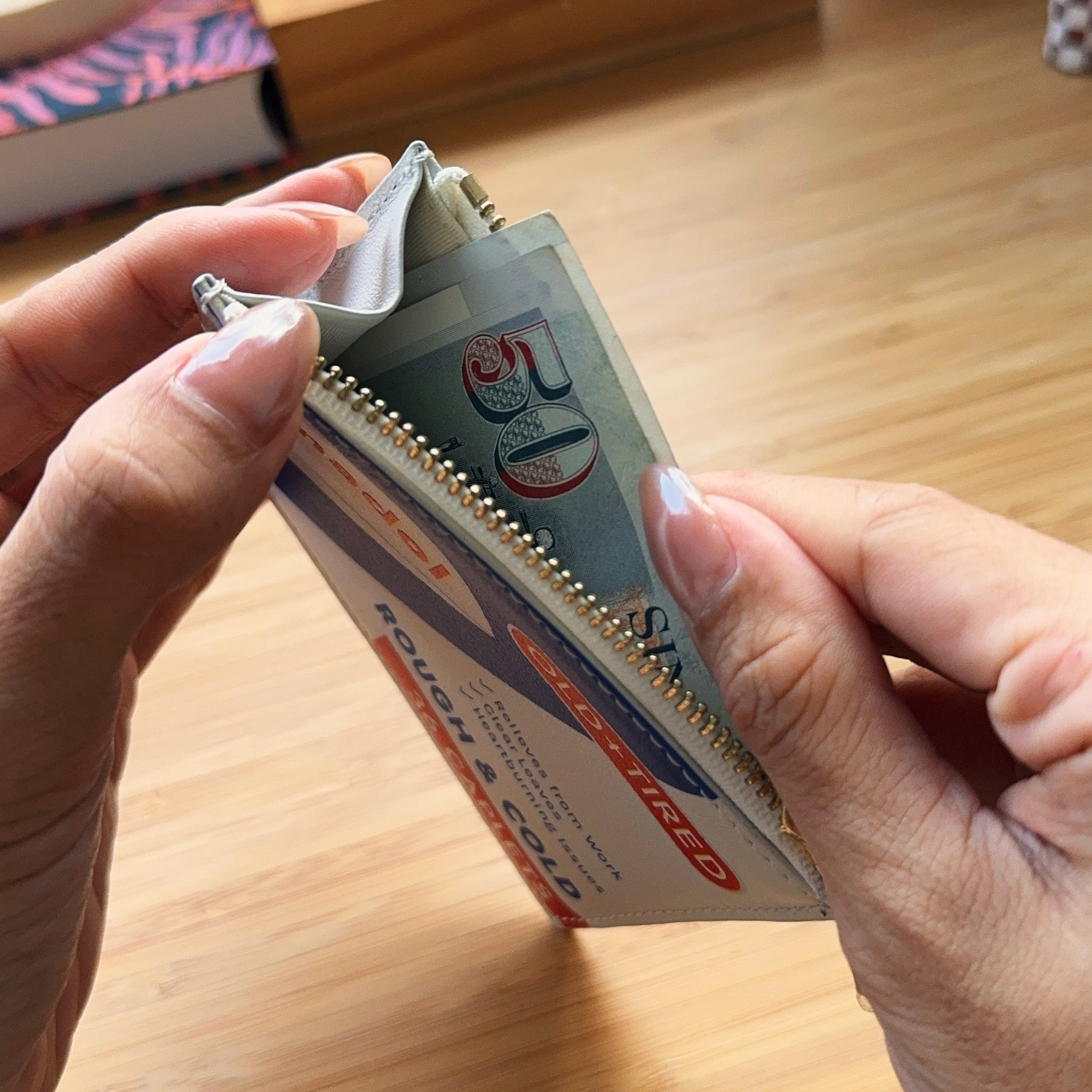 (Pre-Order) Banadol Card Holder