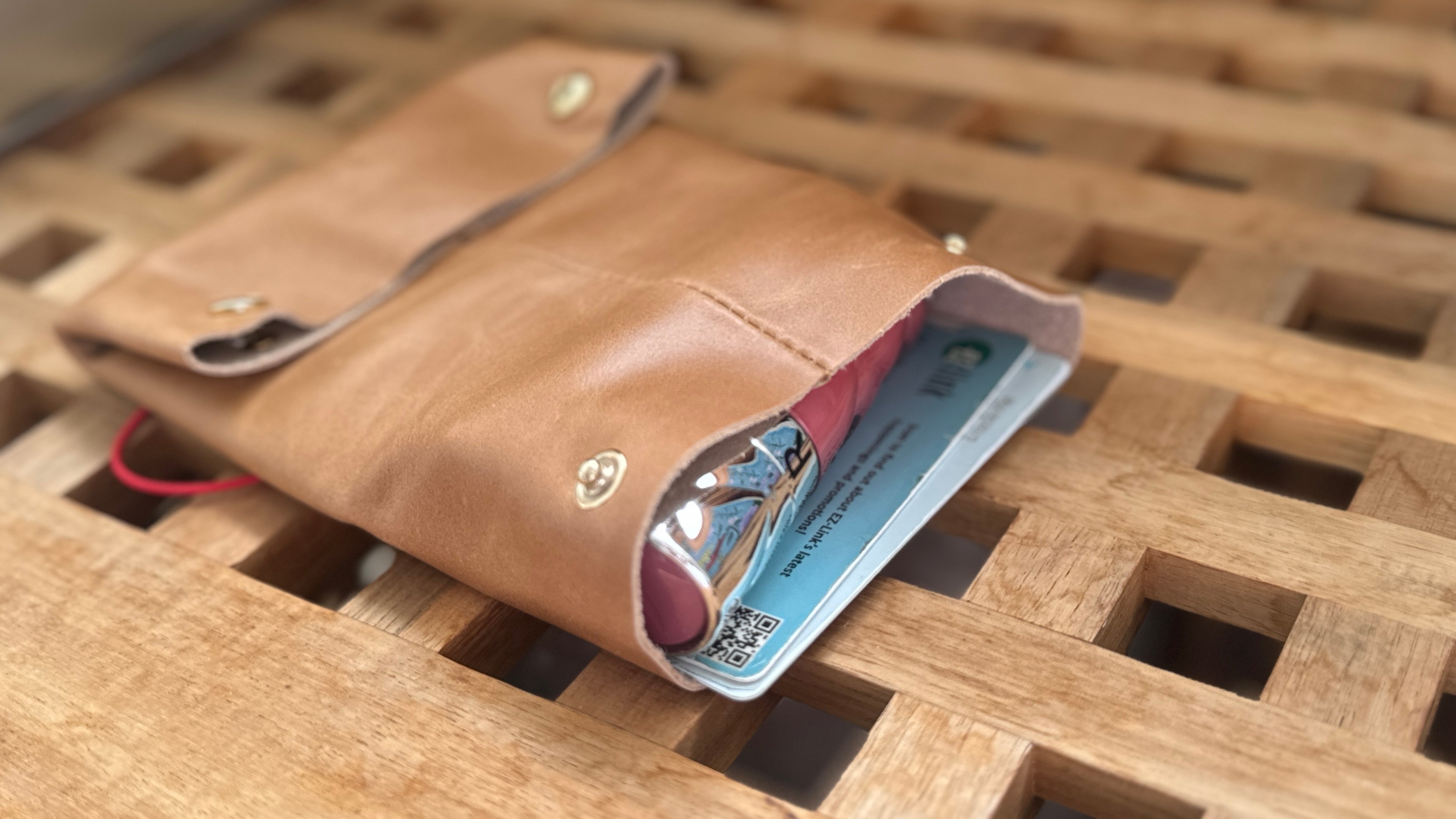 Tapau-ch Card Pouch