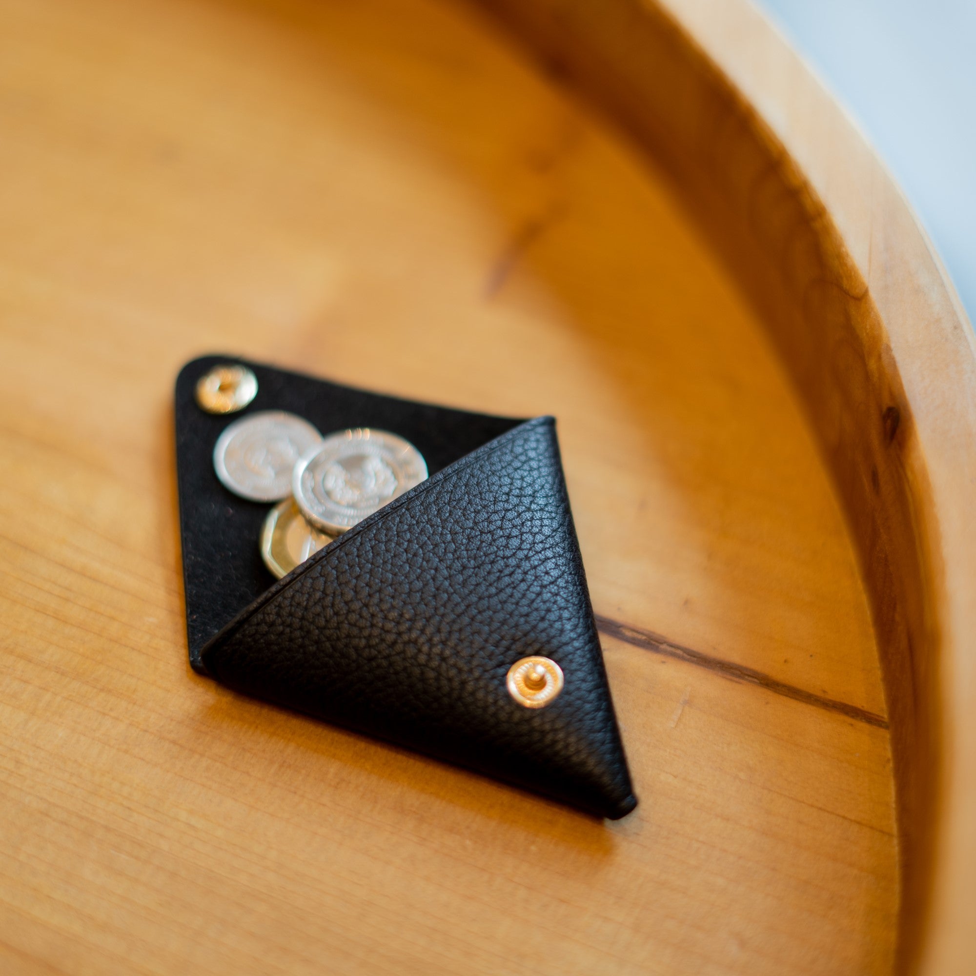 Triangle Coin Pouch - Pitch Black - Crafune